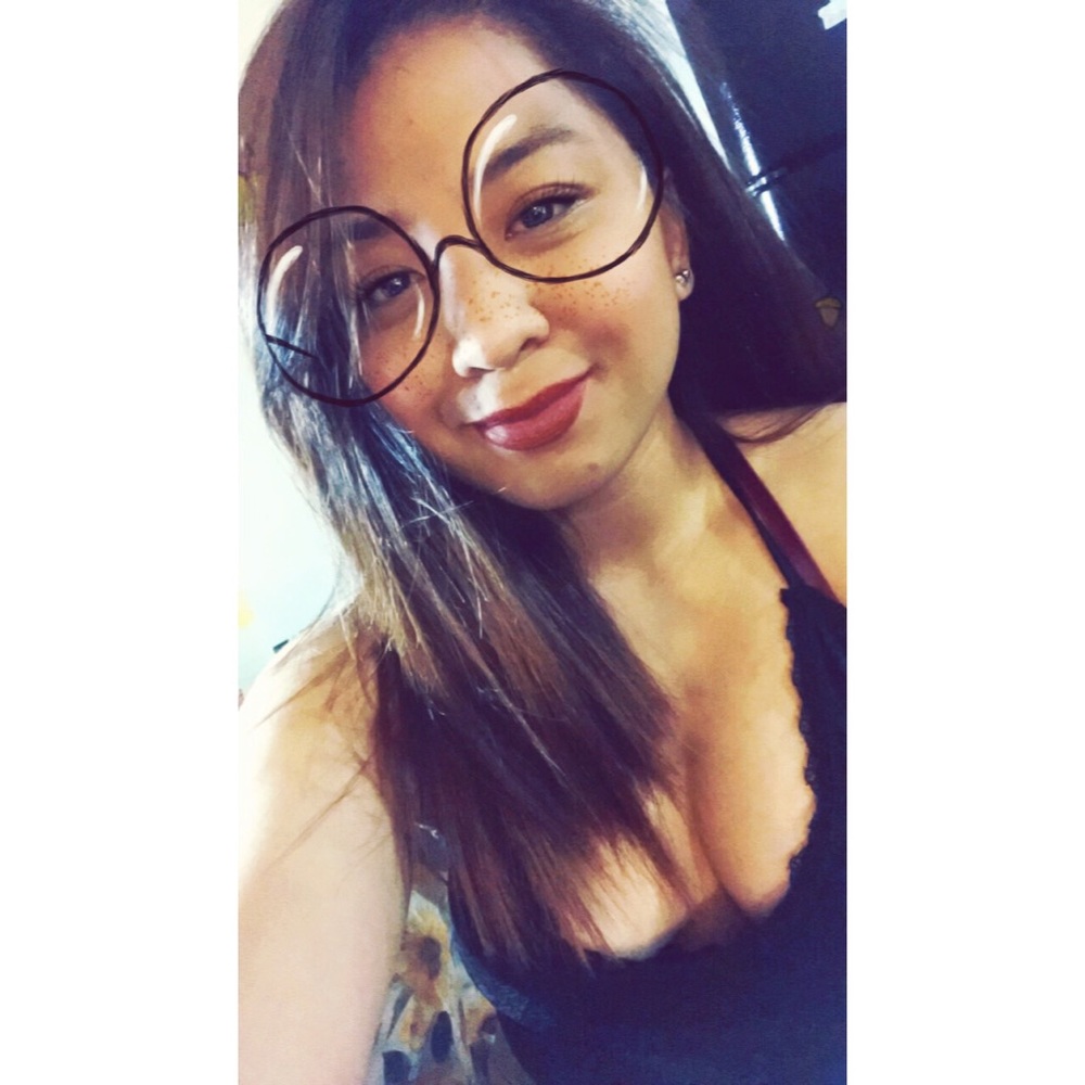 MEET YOUR POSHER, MAYI 💘